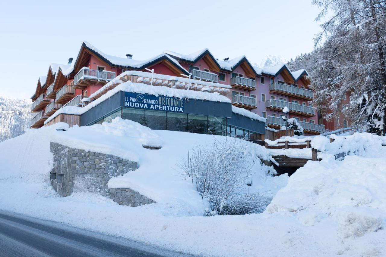 Residence Adamello Resort ポンテ・ディ・レーニョ エクステリア 写真