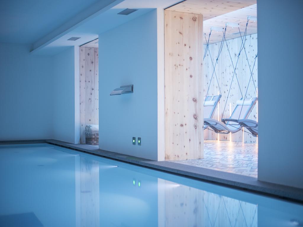 Residence Adamello Resort ポンテ・ディ・レーニョ エクステリア 写真